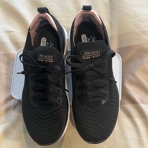 Women’s Sketchers Glide Step+Memory Foam Sneakers, Size 6